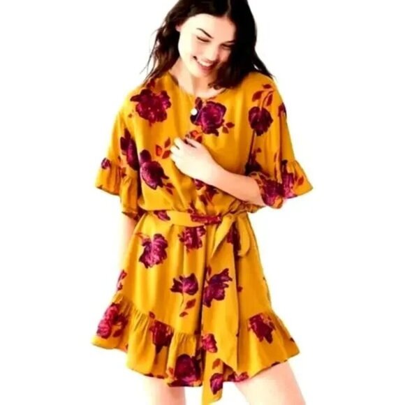 Urban Outfitters Dress XS NWT Suddenly Ruffle Tie $69 - Picture 1 of 7